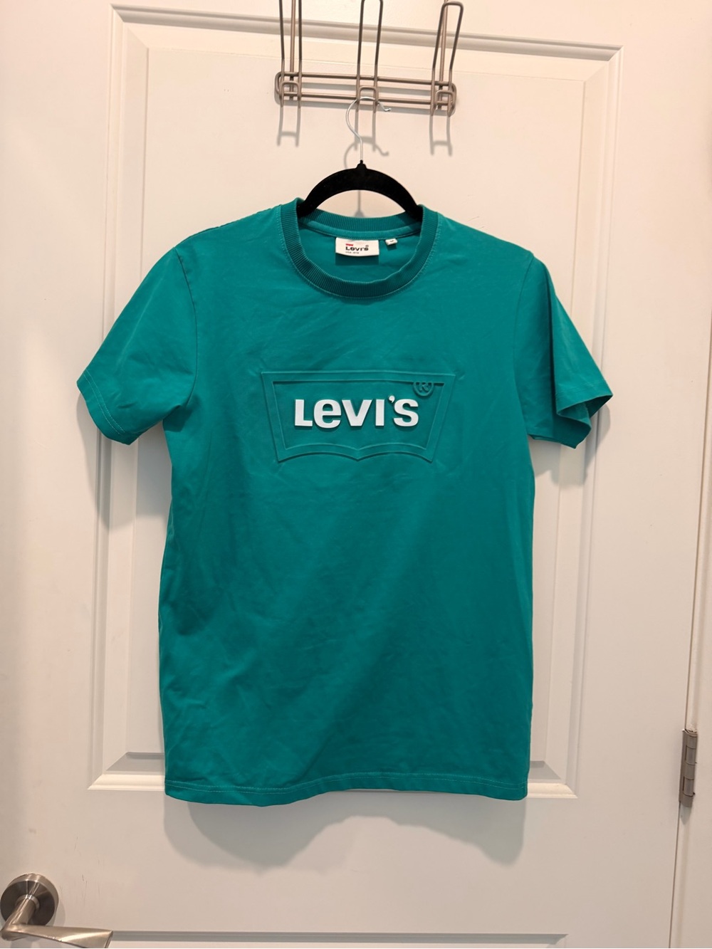 Levi's Green Batwing Logo
Short Sleeve T-Shirt Size M